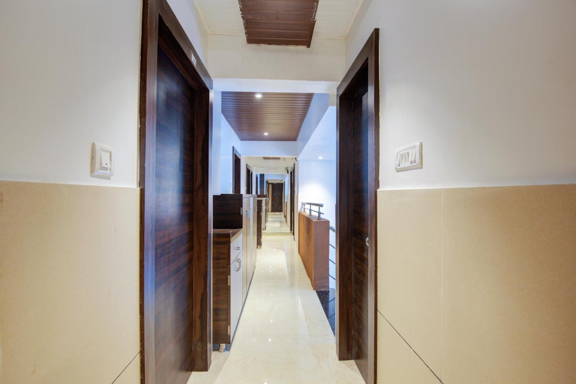 נאווי מומבאי Hotel Galaxy Inn מראה חיצוני תמונה
