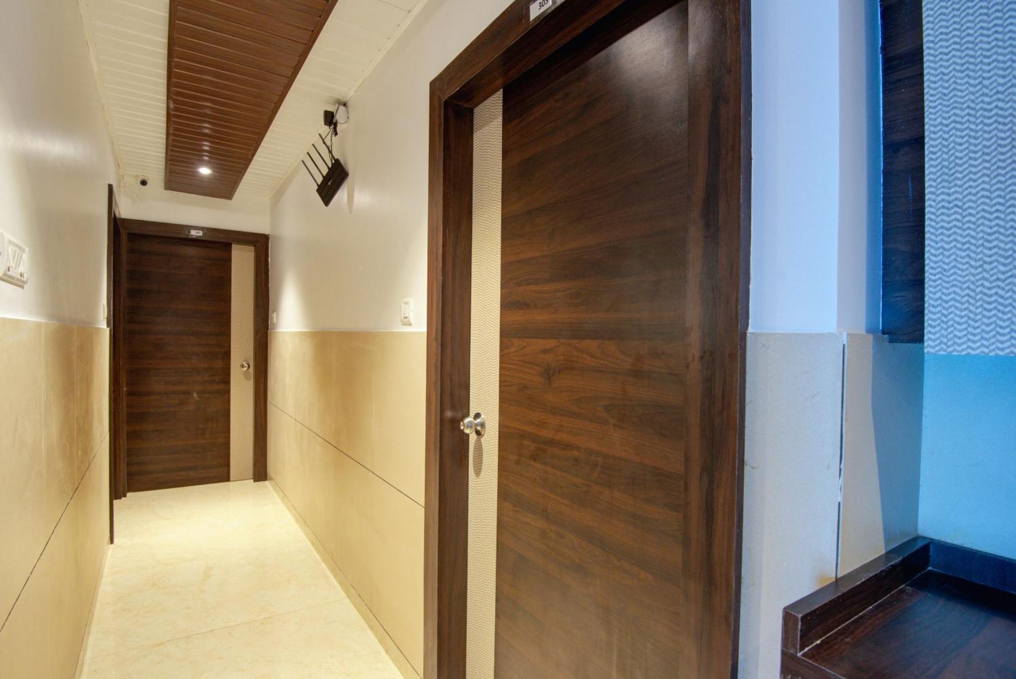 נאווי מומבאי Hotel Galaxy Inn מראה חיצוני תמונה