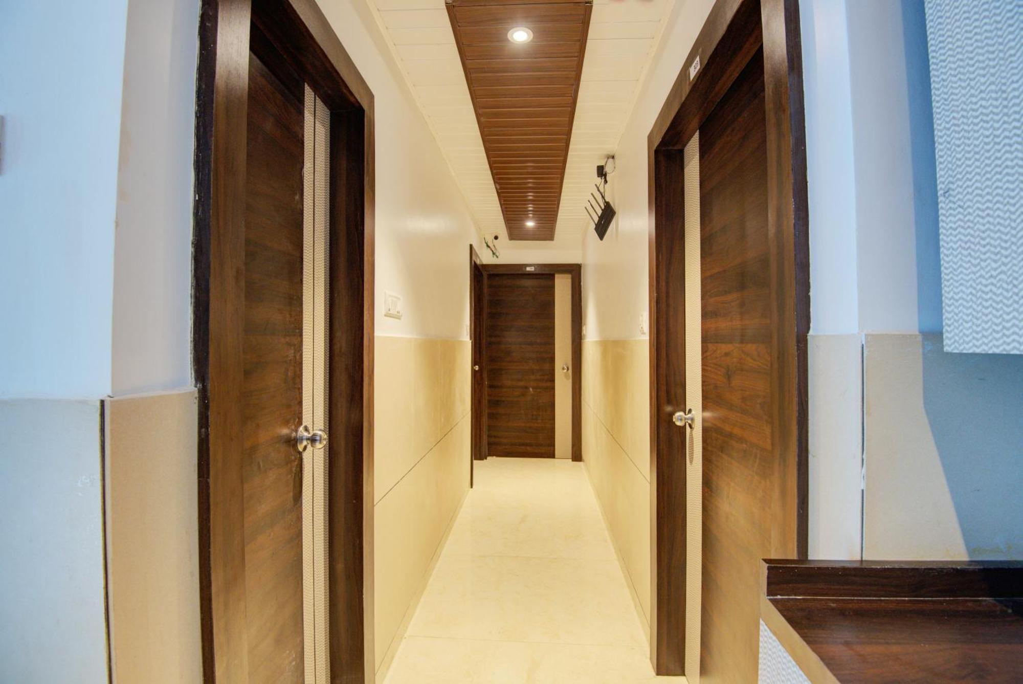 נאווי מומבאי Hotel Galaxy Inn מראה חיצוני תמונה